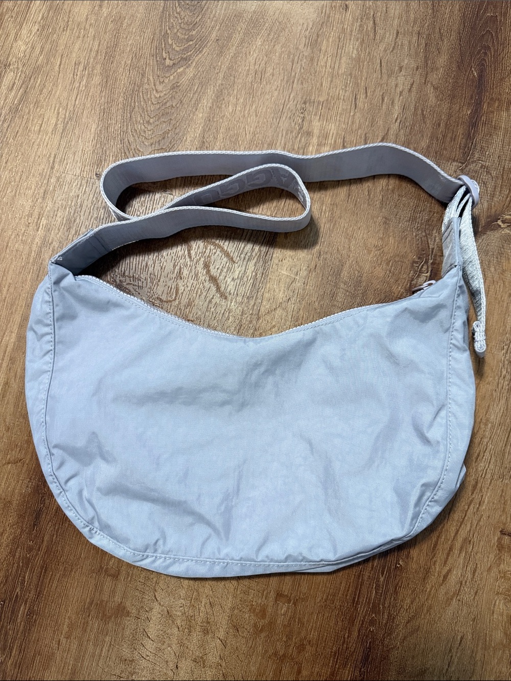 BAGGU Crescent Crossbody